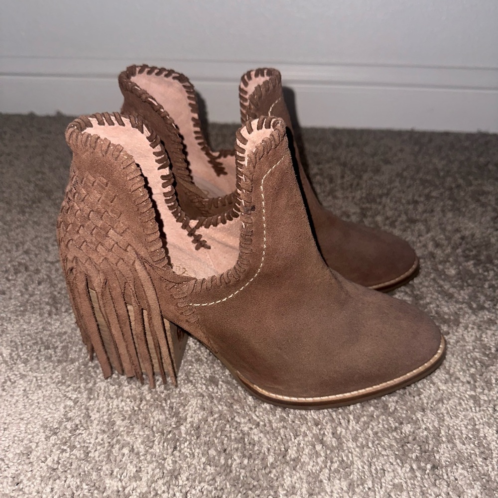 Ariat Fringed Brown Women's Ankle Boots